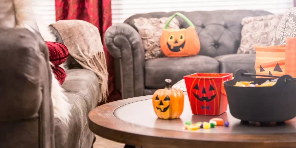 What Are the Best DIY Ideas for Halloween Home Decor?